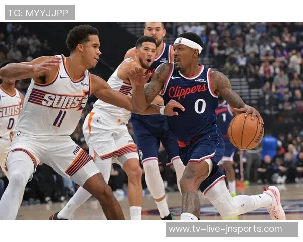 保罗谈退役传闻：我仍有许多比赛可打更想陪伴家人