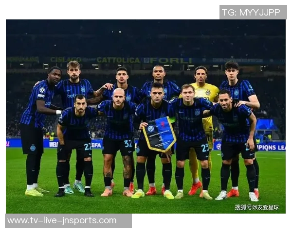 欧冠小组赛最新积分榜拜仁稳居榜首巴萨红军蓝军暂列中游位置